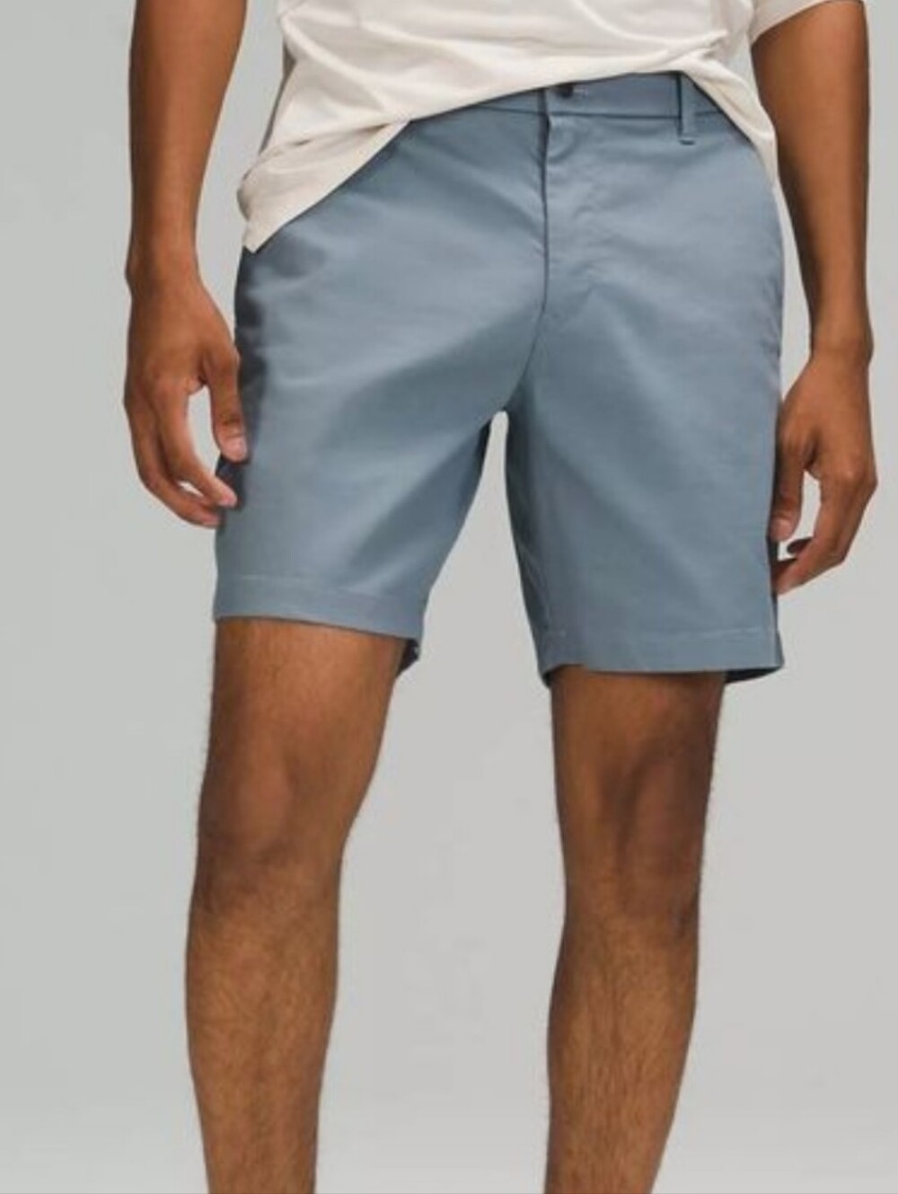Lululemon Commission Classic Fit Short 7" in Light Blue